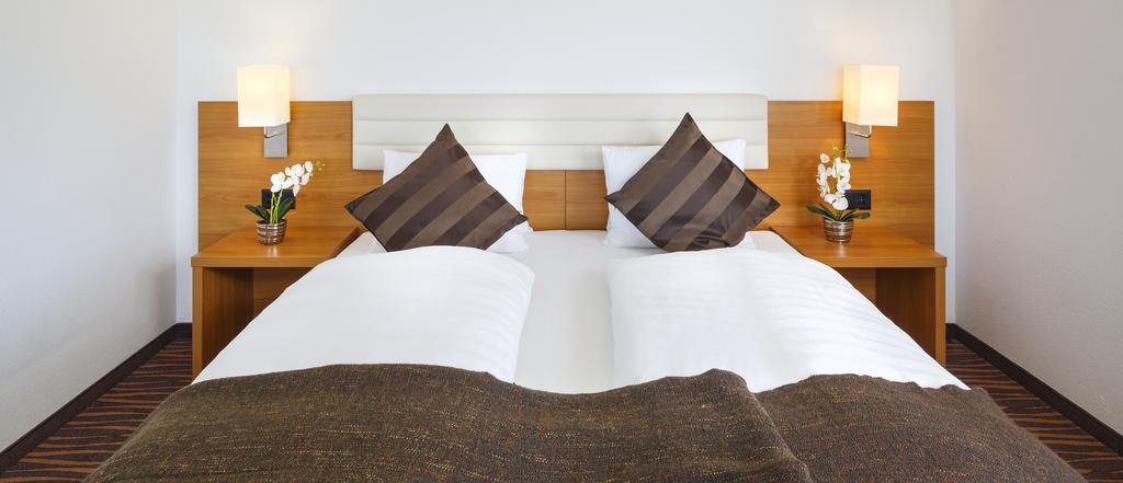 Seemoewe Swiss Quality Hotel Güttingen Стая снимка